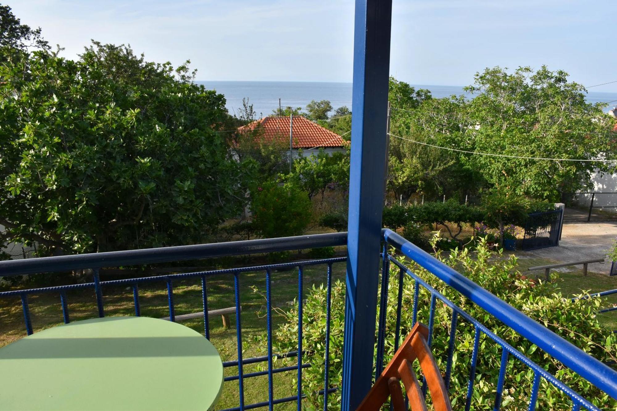 Mirsini Apartments Kariotes ภายนอก รูปภาพ