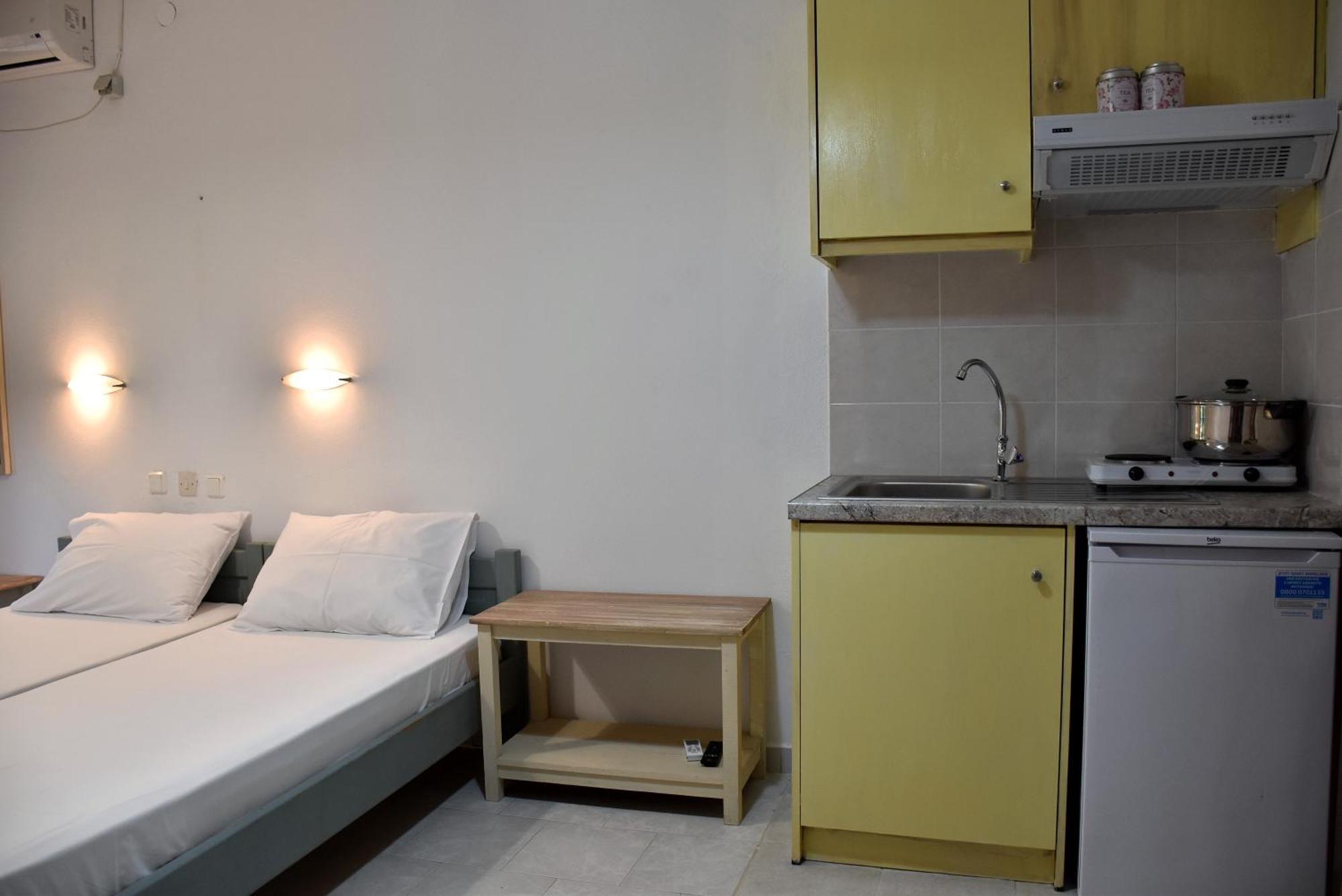 Mirsini Apartments Kariotes ภายนอก รูปภาพ