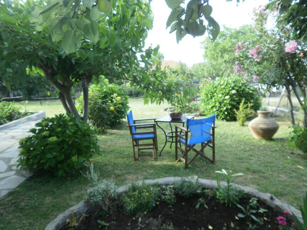 Mirsini Apartments Kariotes ภายนอก รูปภาพ